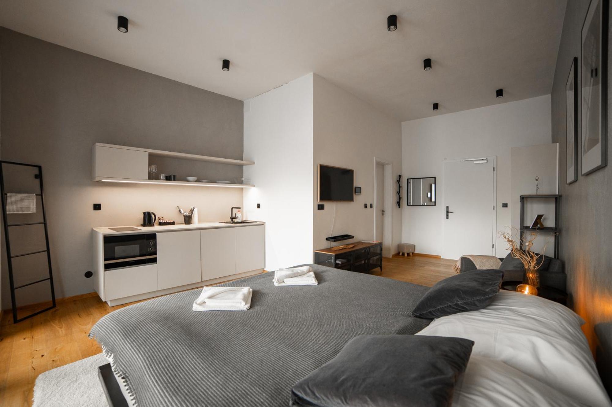 Piano Apartments - Licity Жилина Экстерьер фото